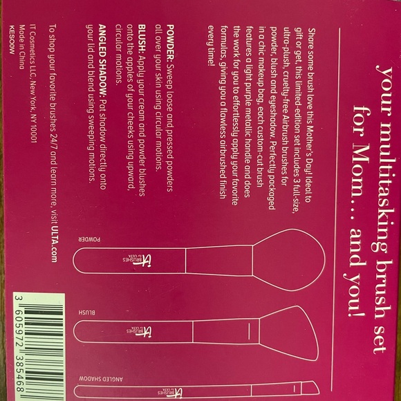it Cosmetics Brush Set - Picture 3 of 3